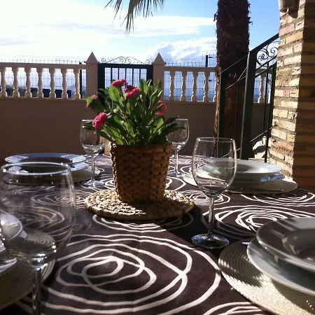 Holiday Residencial Madrid * Торрев'єха