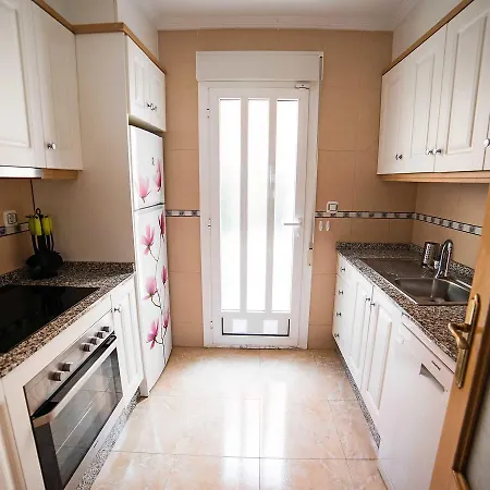 Holiday Residencial Madrid Будинок відпочинку