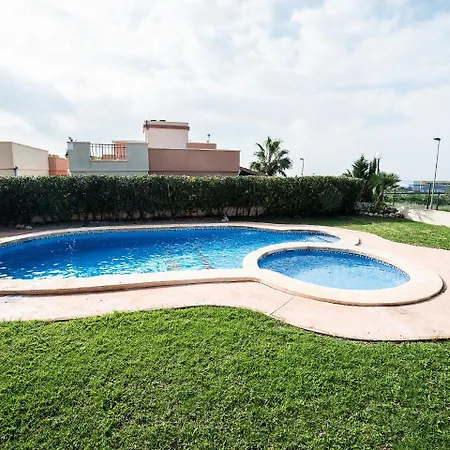 Holiday Residencial Madrid Торрев'єха