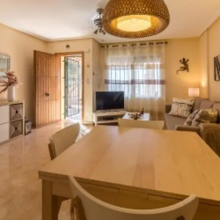 Holiday Residencial Madrid Будинок відпочинку Торрев'єха